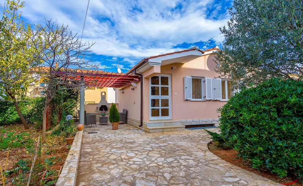Holiday Home Batel Pula Exterior foto